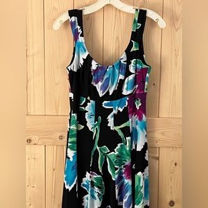 Sleeveless polyester floral dress